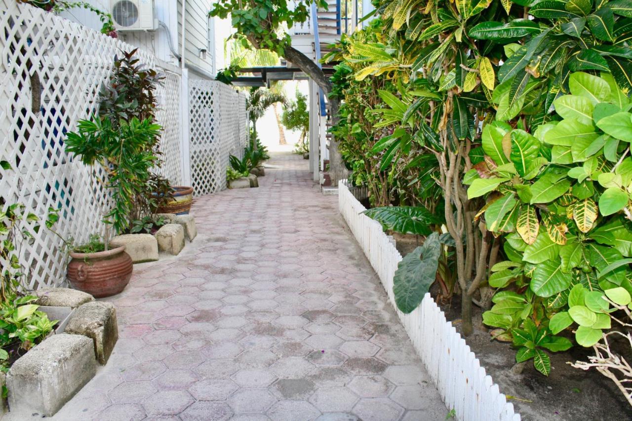 Holiday Hotel 산페드로 외부 사진