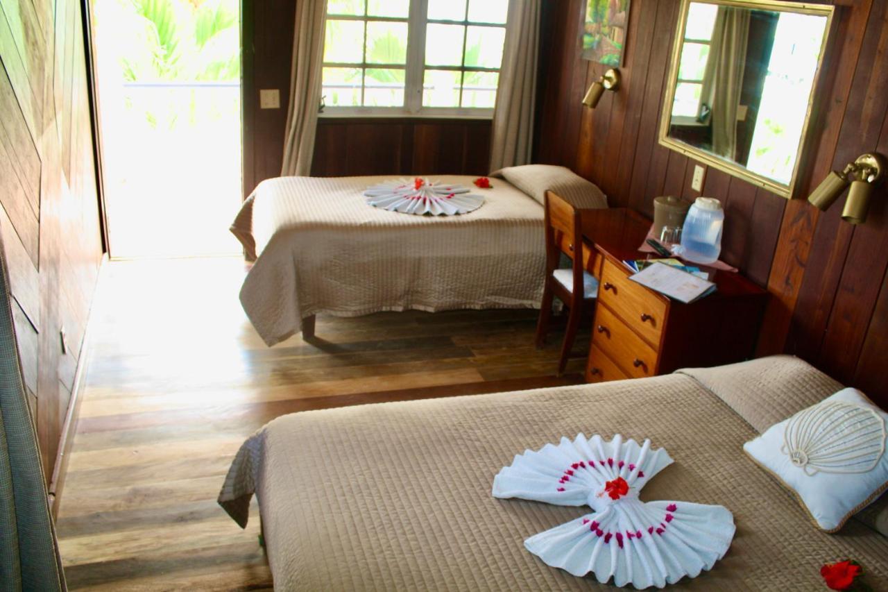 Holiday Hotel 산페드로 외부 사진